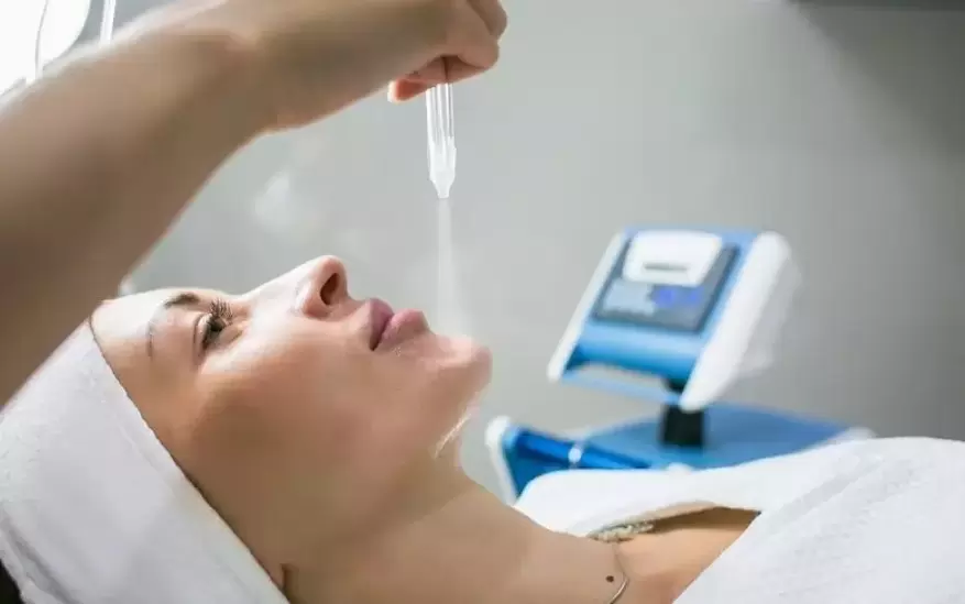 Water peeling for rejuvenation